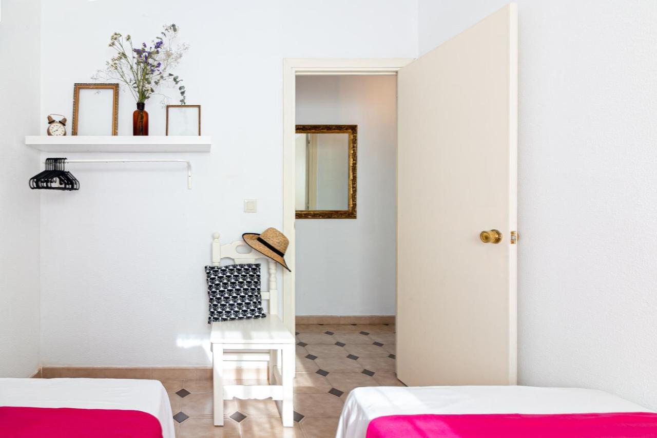 Sea & Wave Al Rolo Beach Apartment マラガ エクステリア 写真